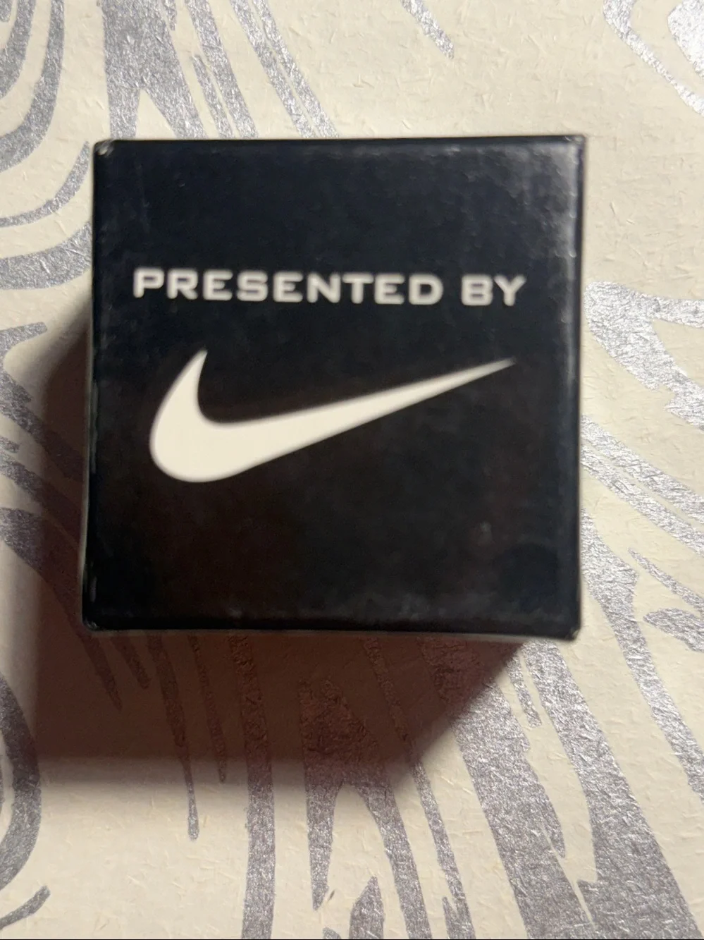 Basketball Hall of Fame Attendee Commemorative Collectible Medallion Pin - 2010